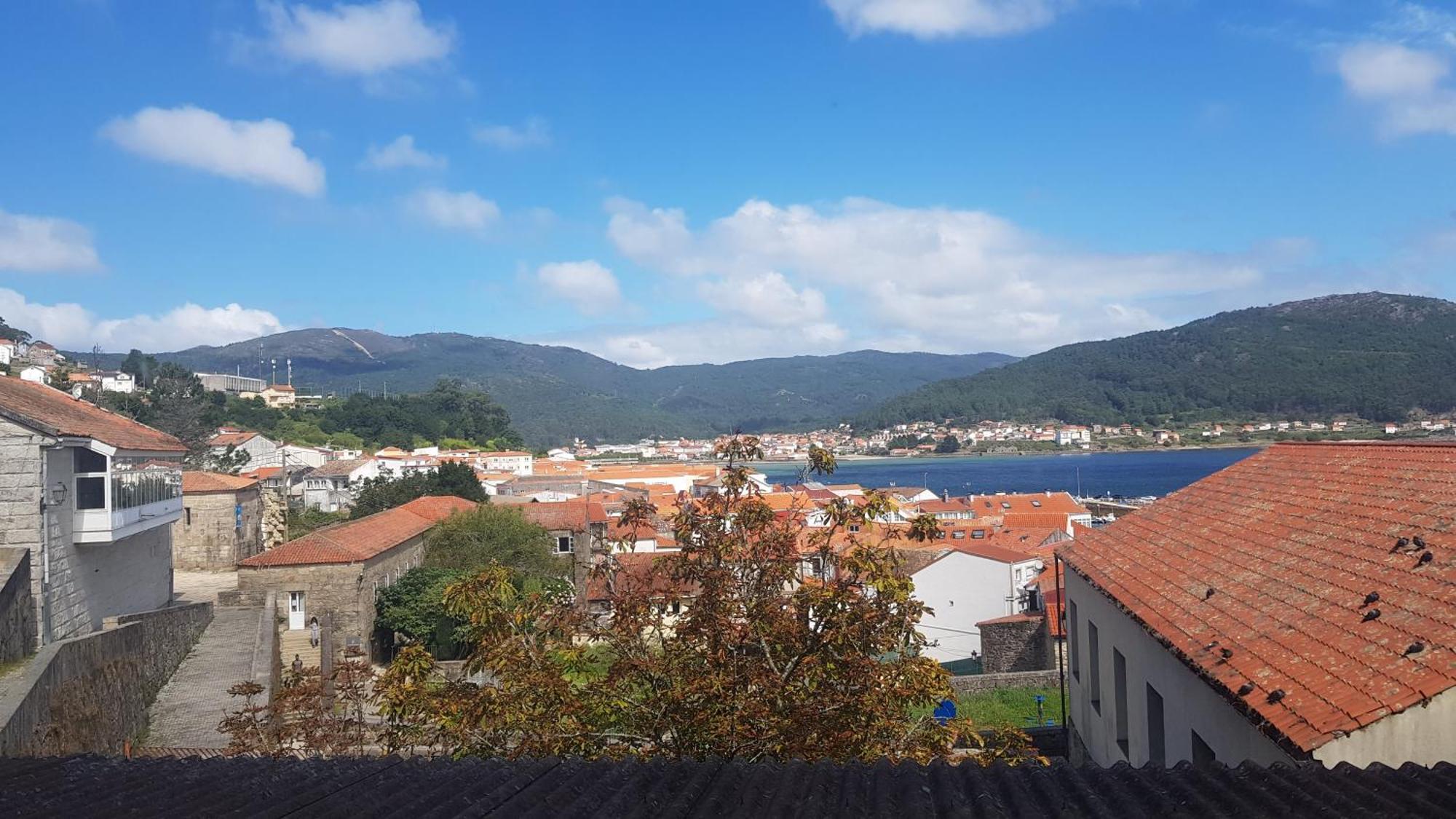 En Muros, céntrico, amplio, luminoso, vistas al mar Exterior foto